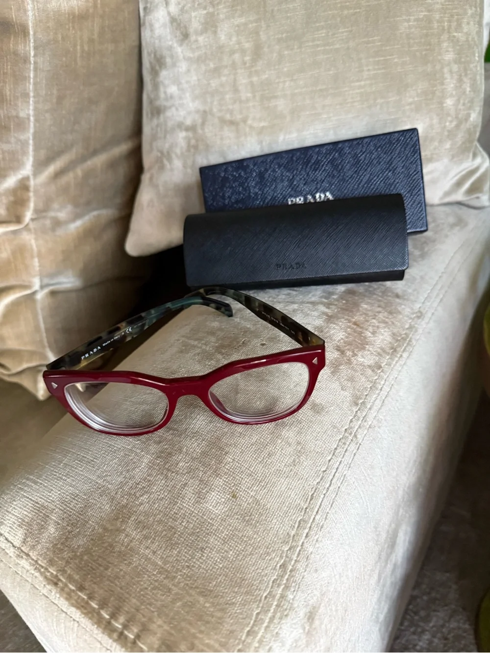 Prada VPR 21S USH 101 Burgundy Red Tortoise Eyeglass Frames 51-19-140 w/Box/Cas